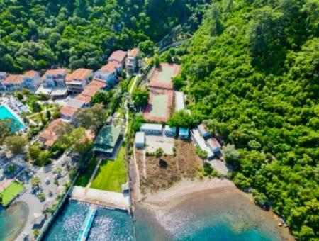 Marmaris Adaköy Mevkiinde Deniz Kenarı Özel Mülk